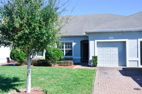 A home in WINTER HAVEN