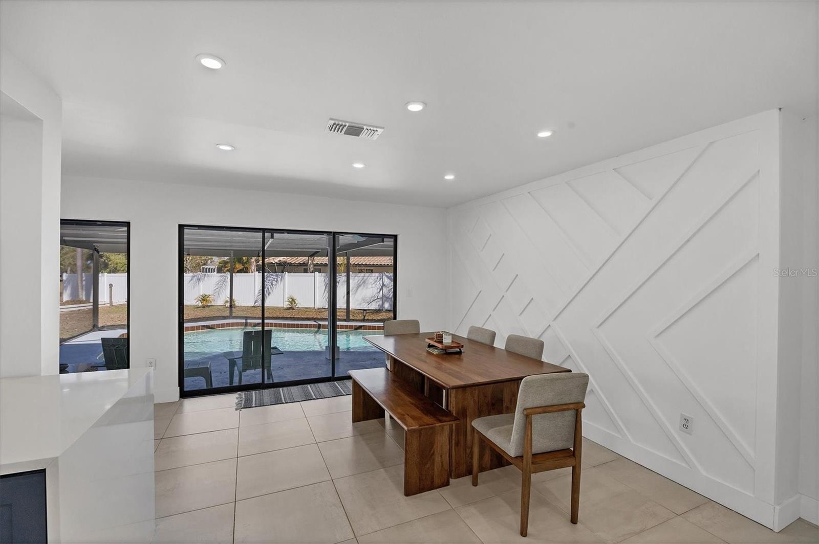 BENT TREE VILLAGE - Residential