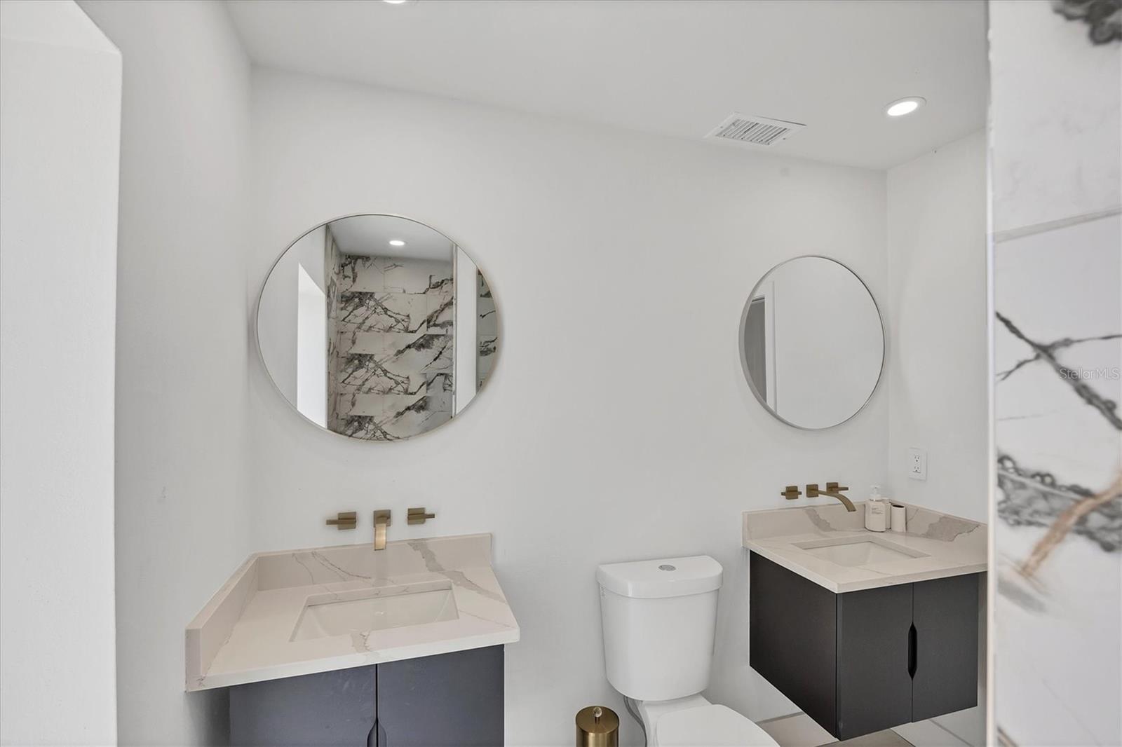 BENT TREE VILLAGE - Residential