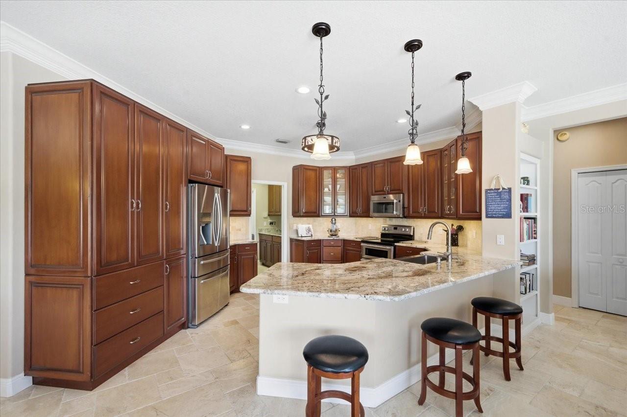 BEAU RIVAGE - Residential