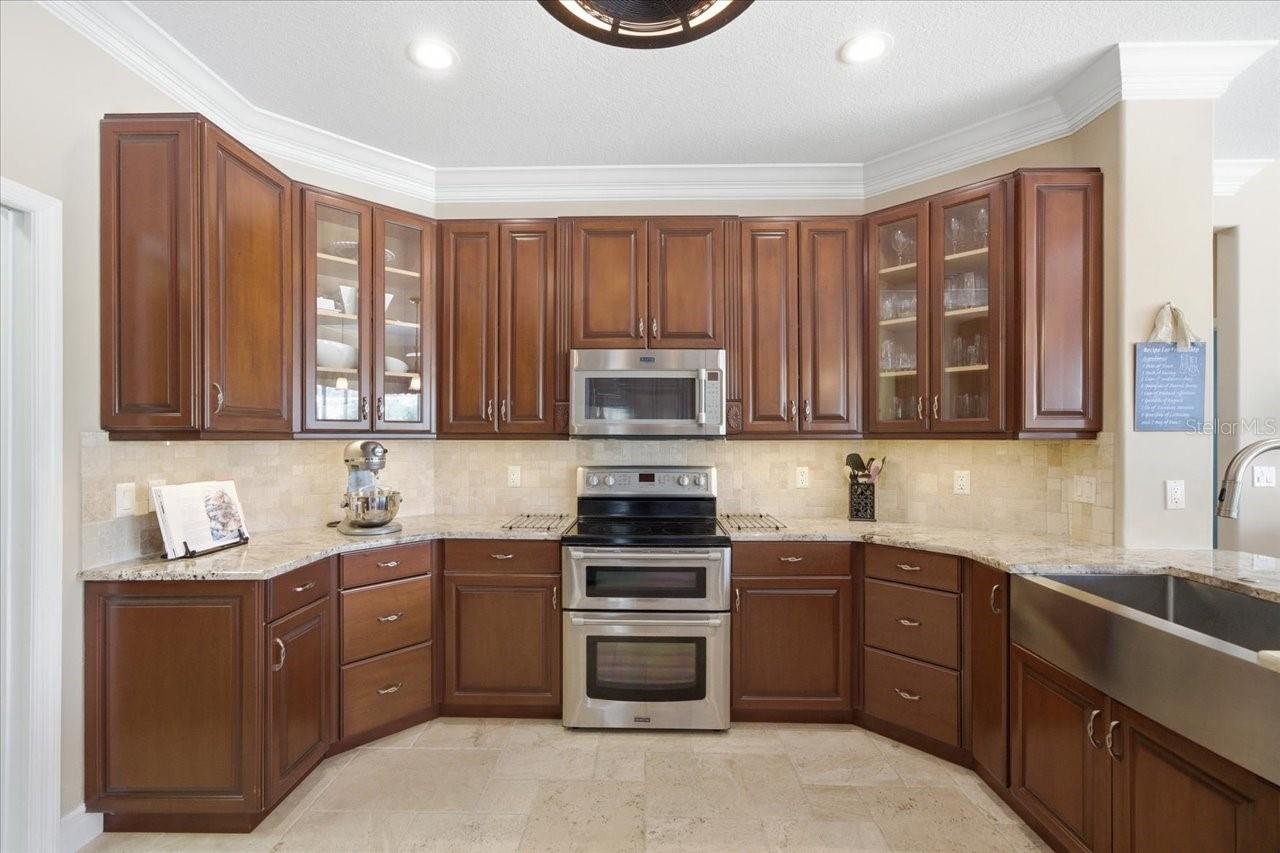 BEAU RIVAGE - Residential