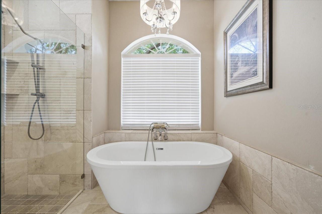 BEAU RIVAGE - Residential