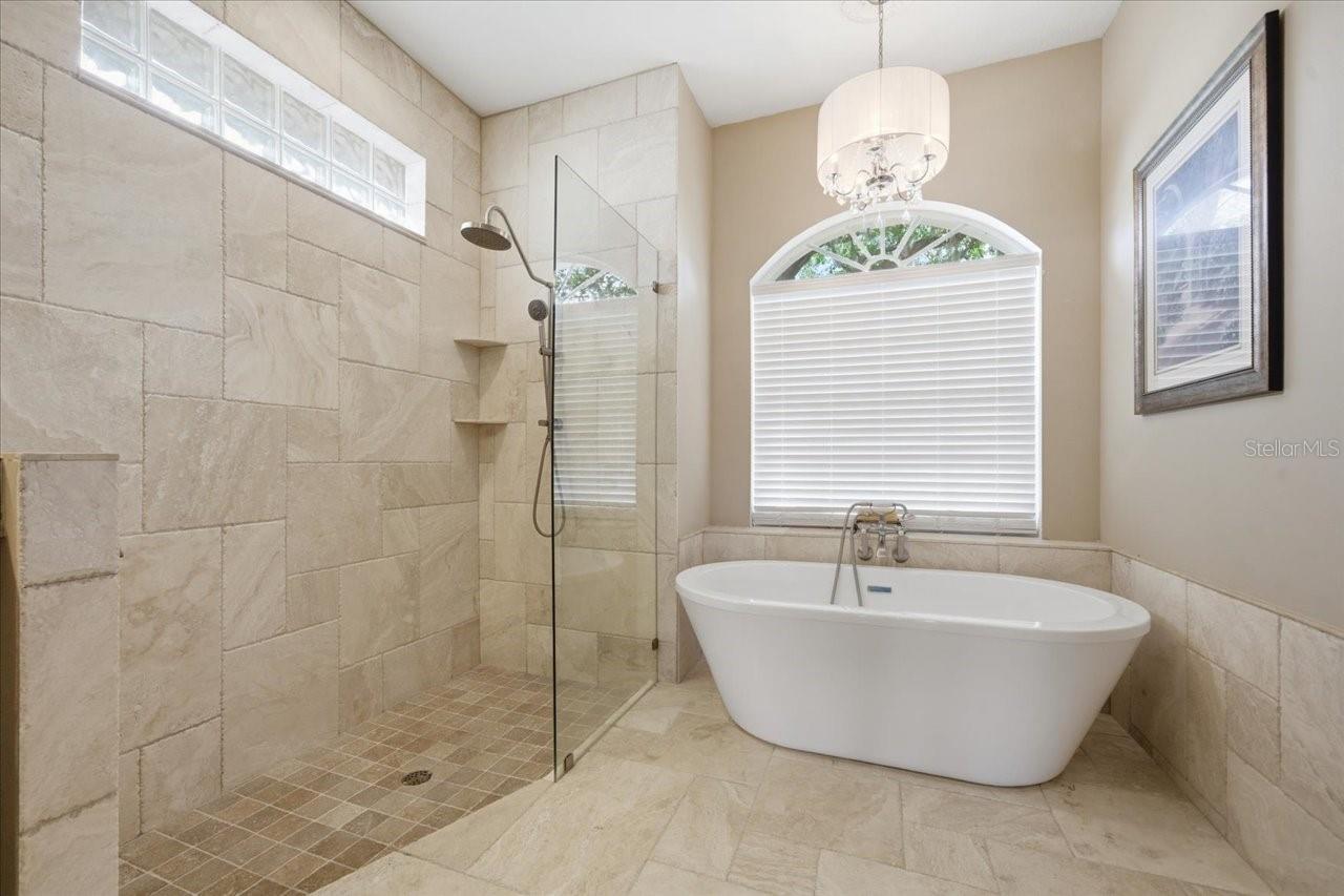 BEAU RIVAGE - Residential