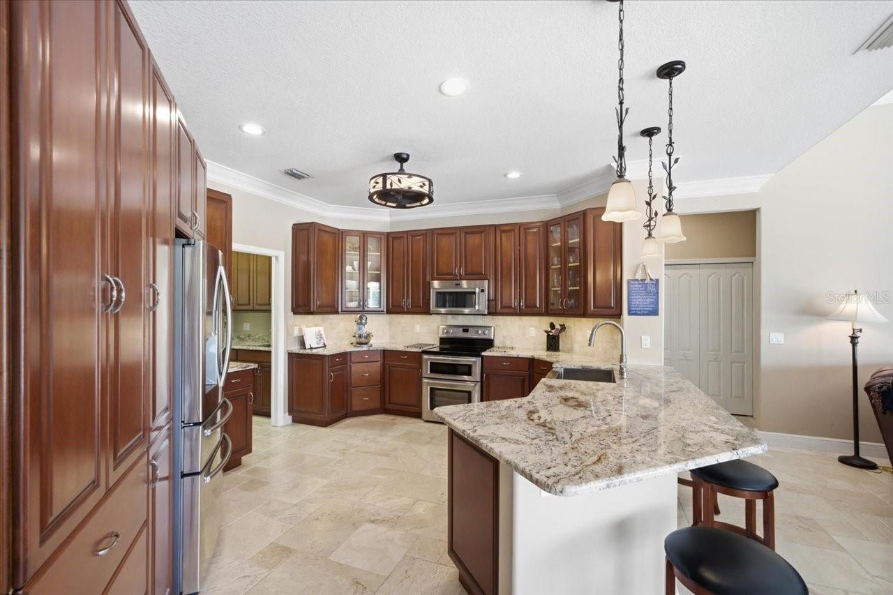 BEAU RIVAGE - Residential