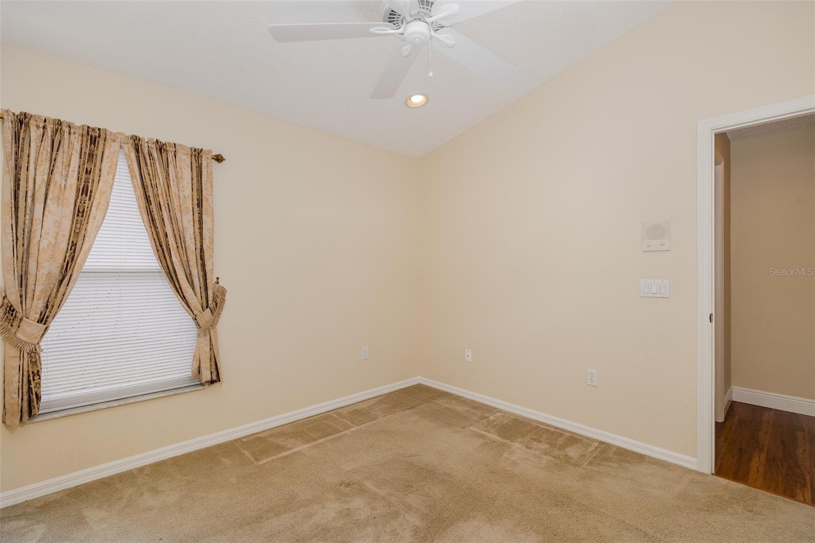 WELLINGTON AT SEVEN HILLS PH 4 LOT 406 - Residential