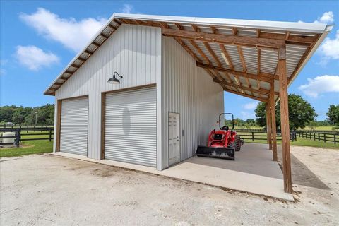 Tiny photo for 2945 NW 131st Street, Reddick, FL 32686 (MLS # OM703583)