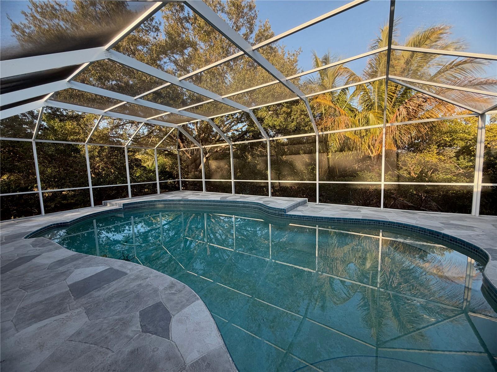 HARBOR ISLE - Residential