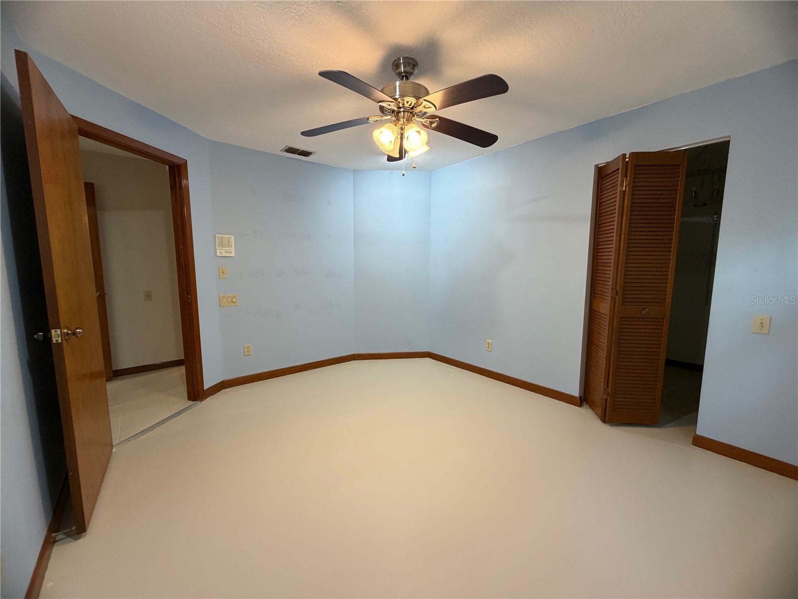 HARBOR ISLE - Residential