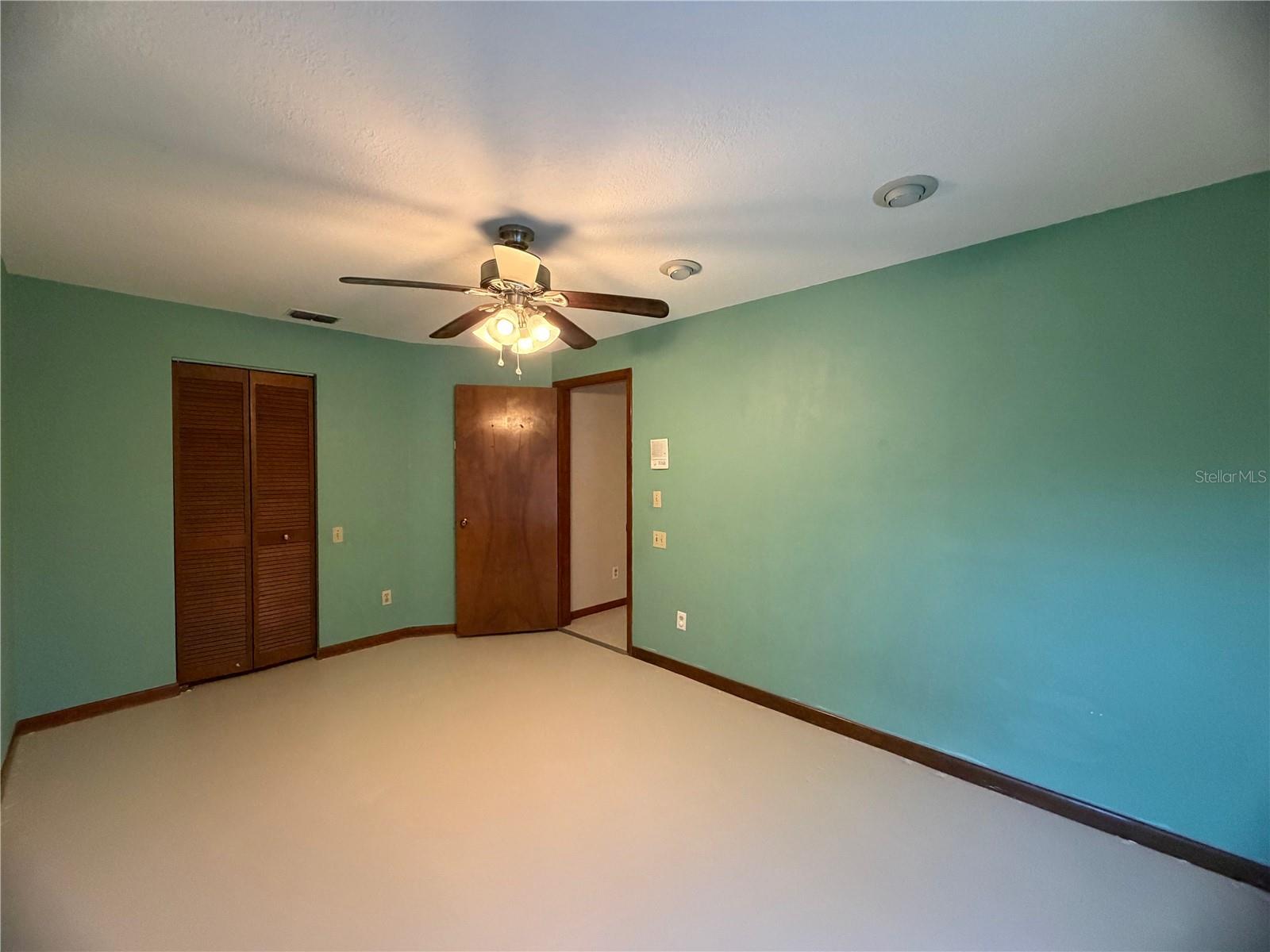 HARBOR ISLE - Residential