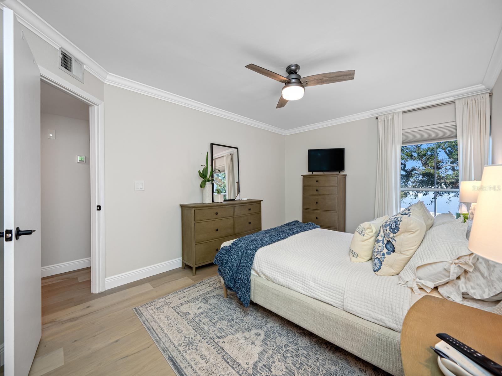 BAYSHORE TRACE CONDO - Residential