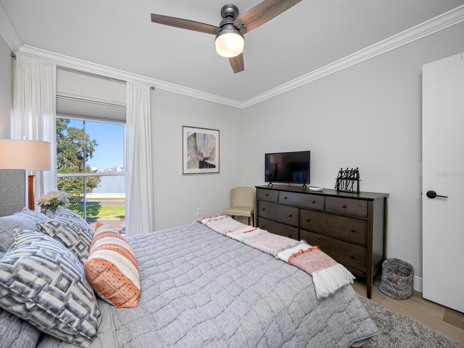 BAYSHORE TRACE CONDO - Residential