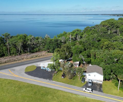 A home in EUSTIS