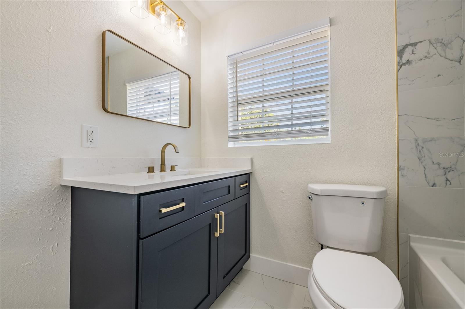 MANHATTAN MANOR REV - Residential