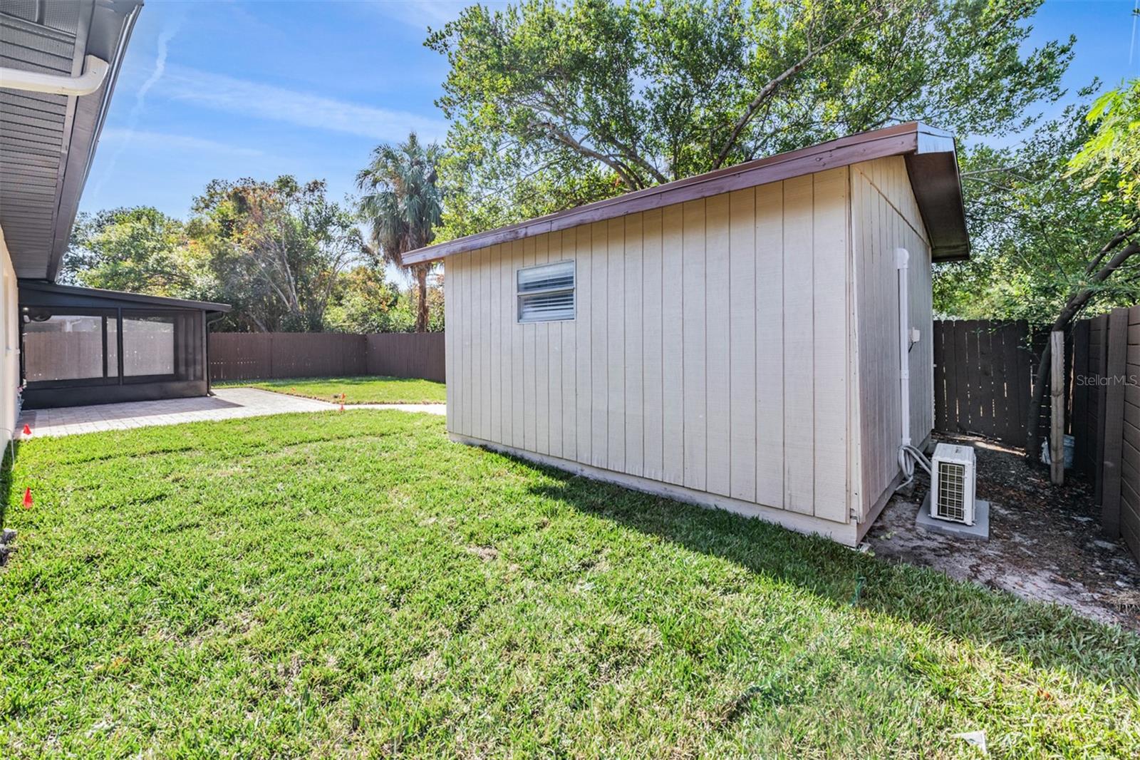 MANHATTAN MANOR REV - Residential