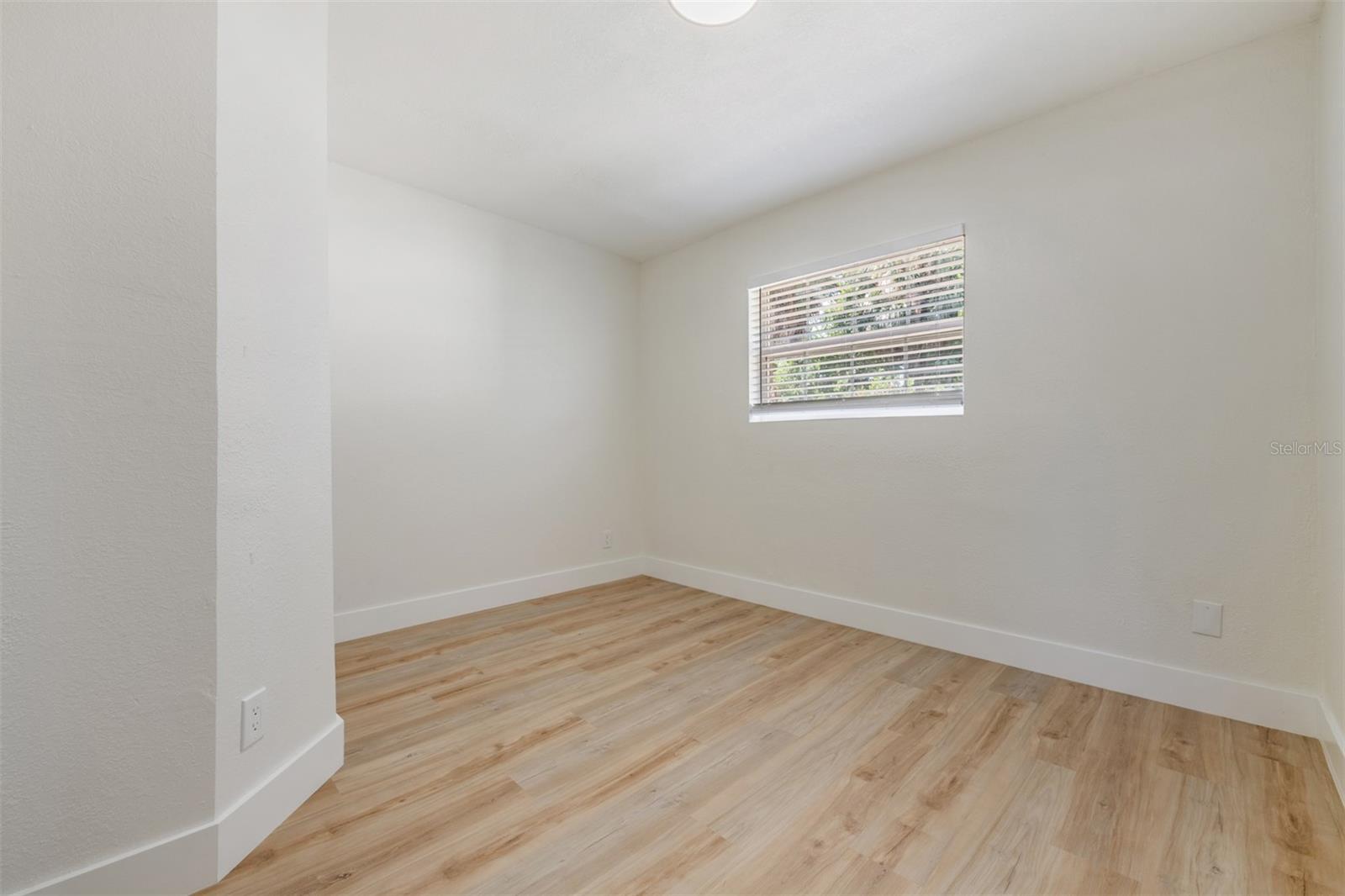 MANHATTAN MANOR REV - Residential