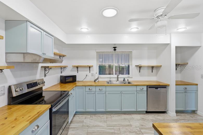 PALM COAST/BERNARD MDWS SEC 81 - Residential