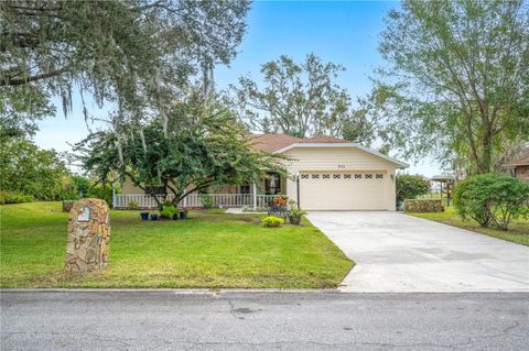 A home in AUBURNDALE