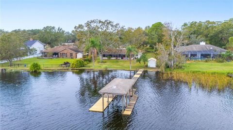 A home in AUBURNDALE