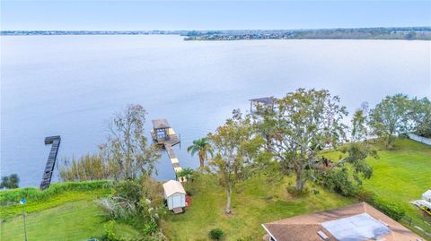 A home in AUBURNDALE