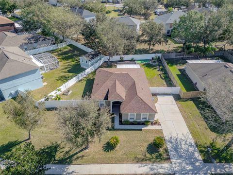 A home in GROVELAND