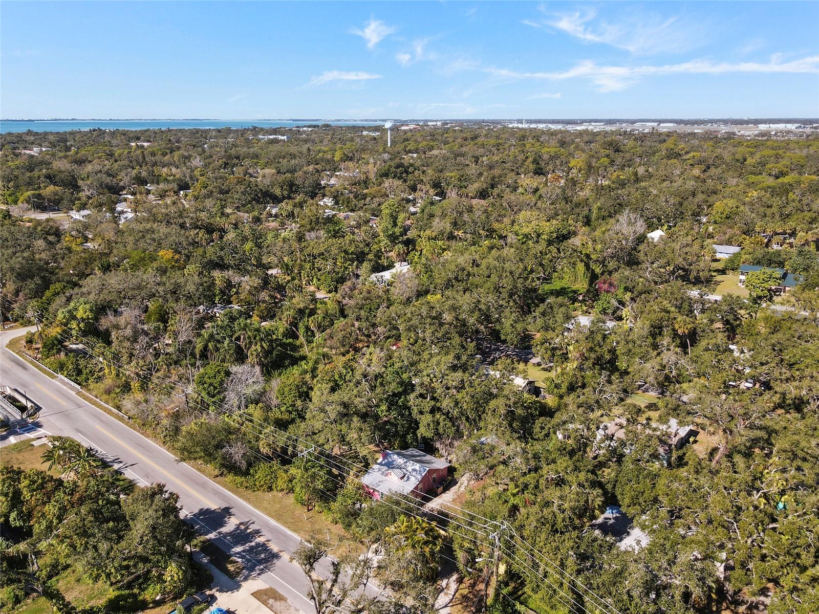 PALM GROVE - Residential