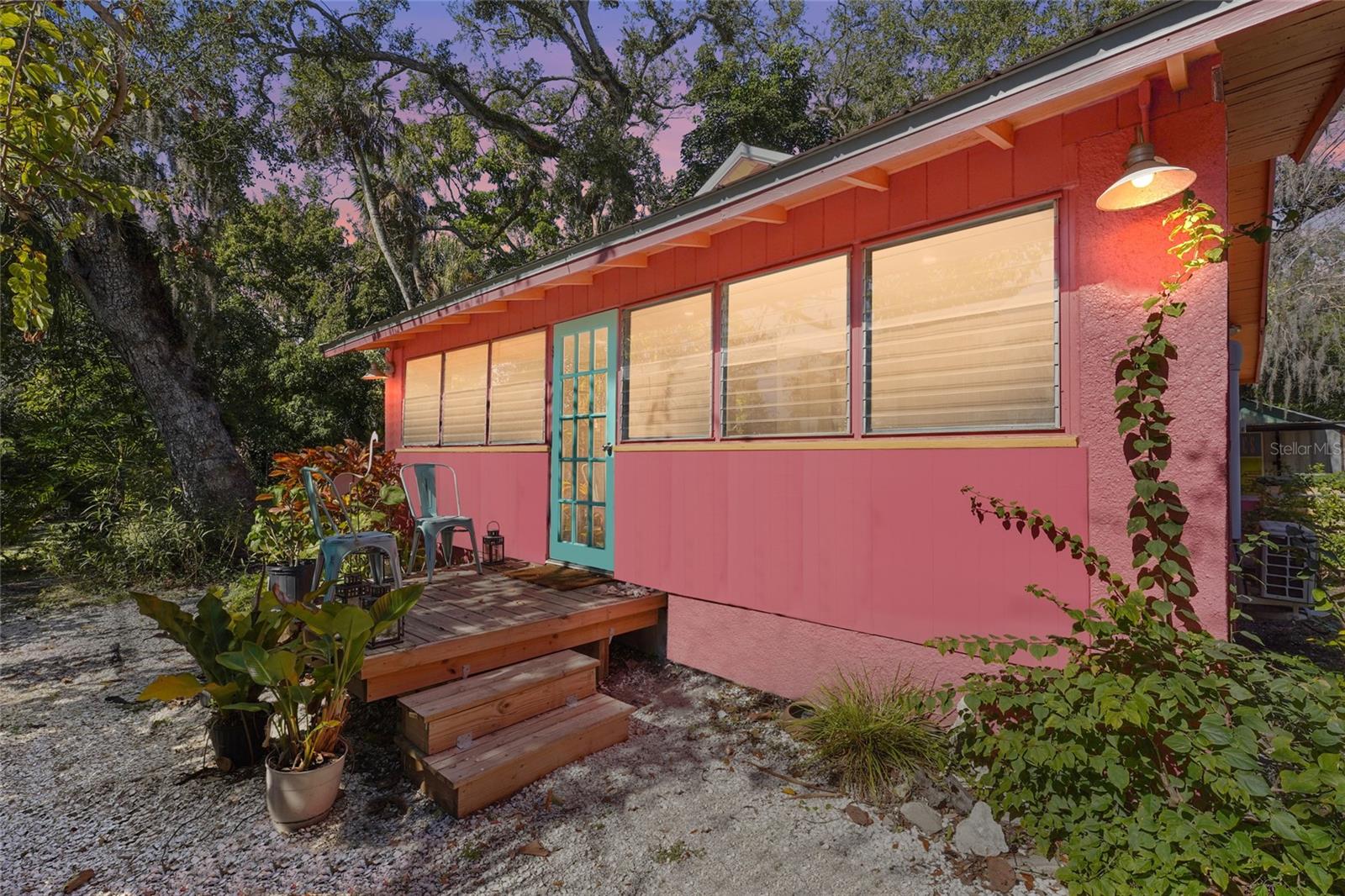 PALM GROVE - Residential