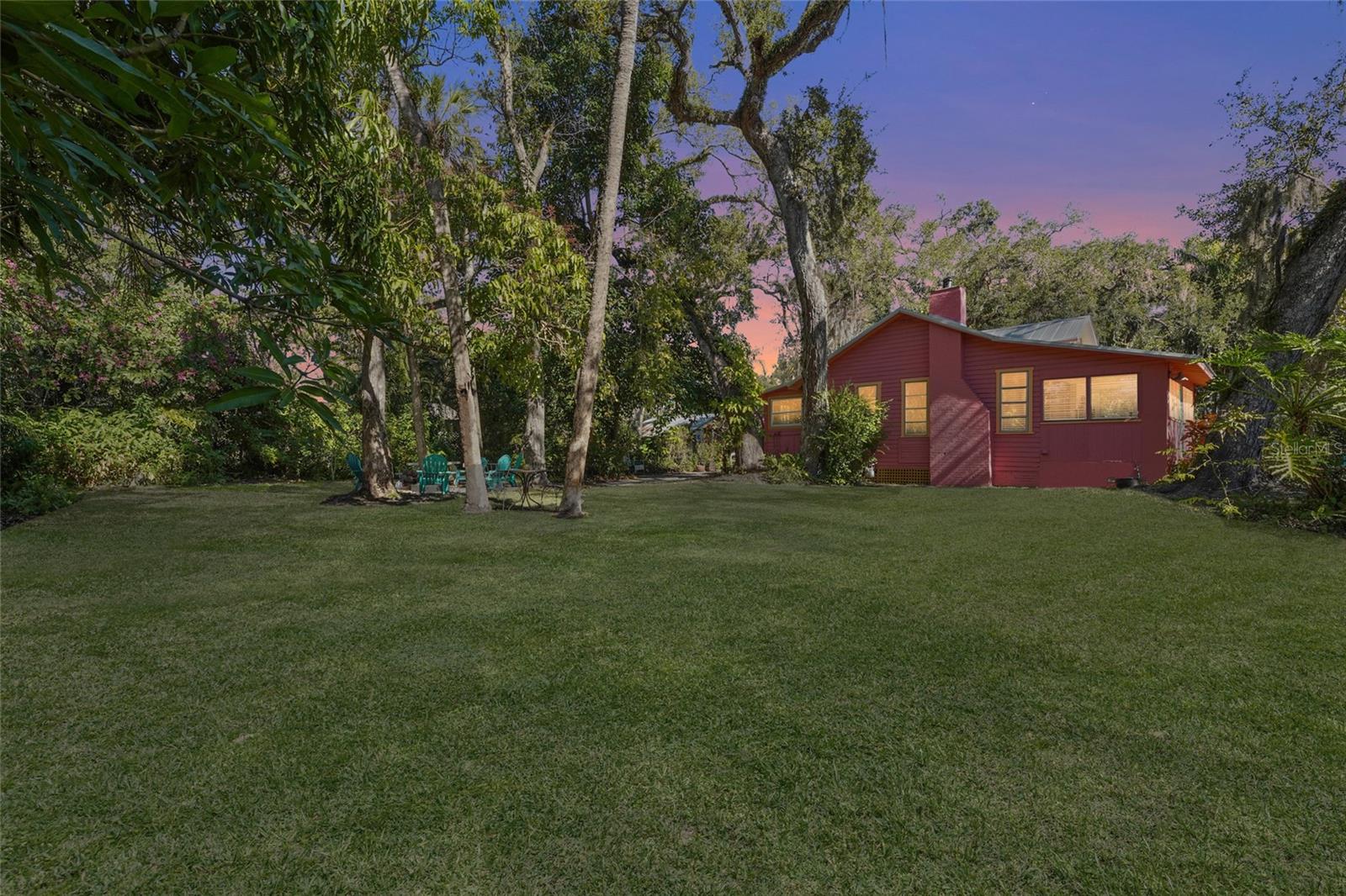 PALM GROVE - Residential