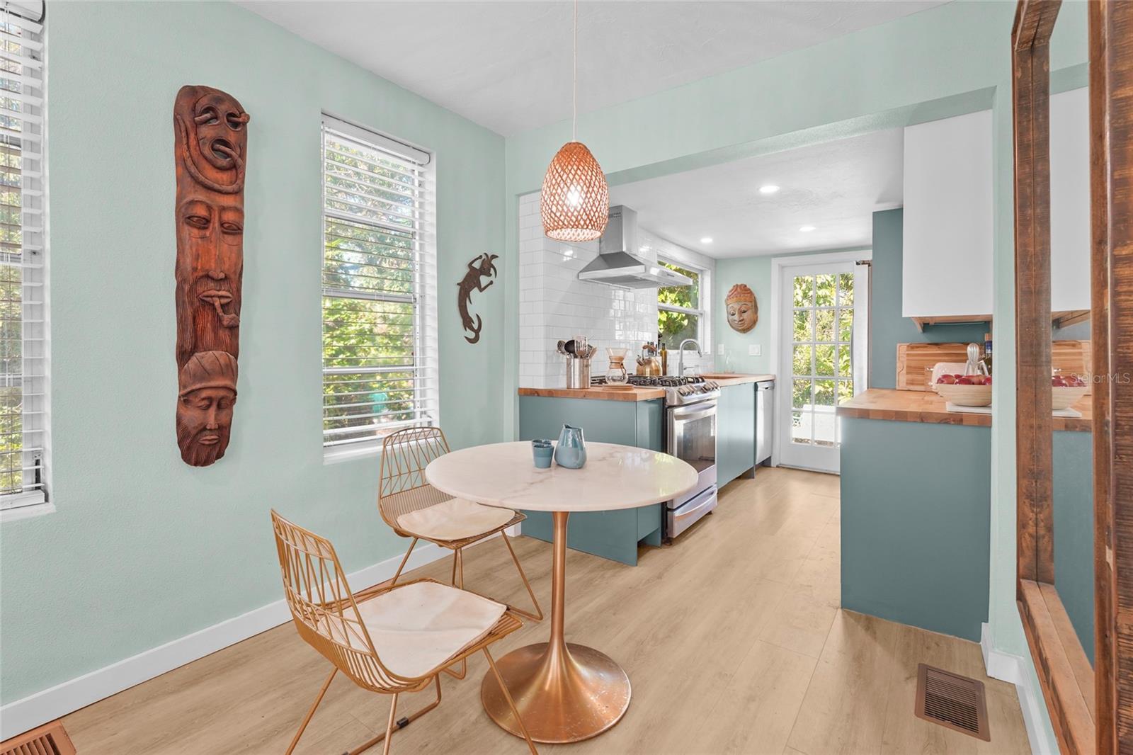 PALM GROVE - Residential