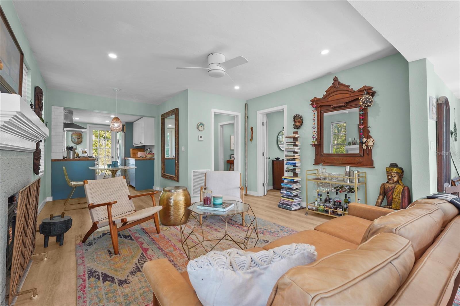 PALM GROVE - Residential