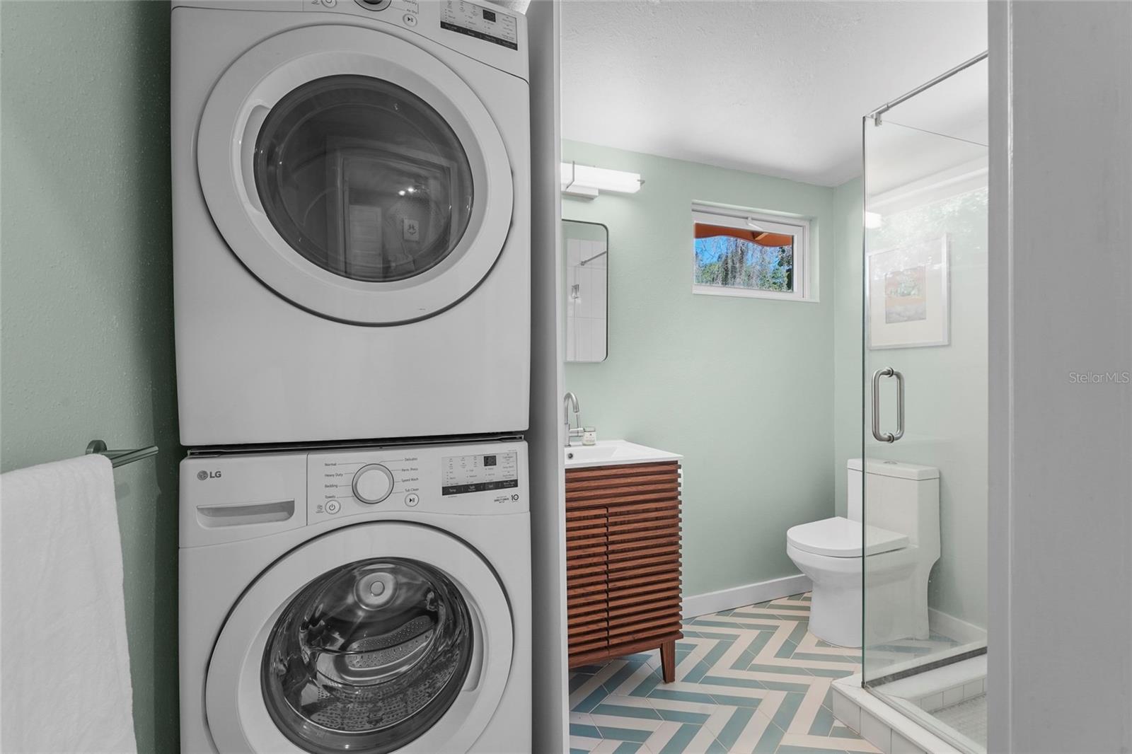 PALM GROVE - Residential