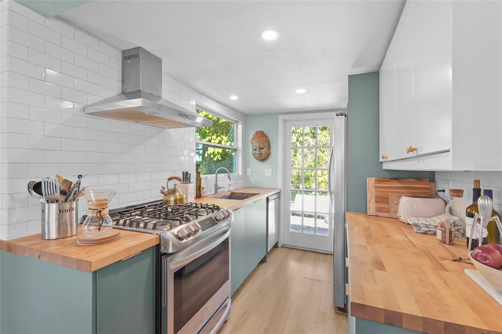 PALM GROVE - Residential