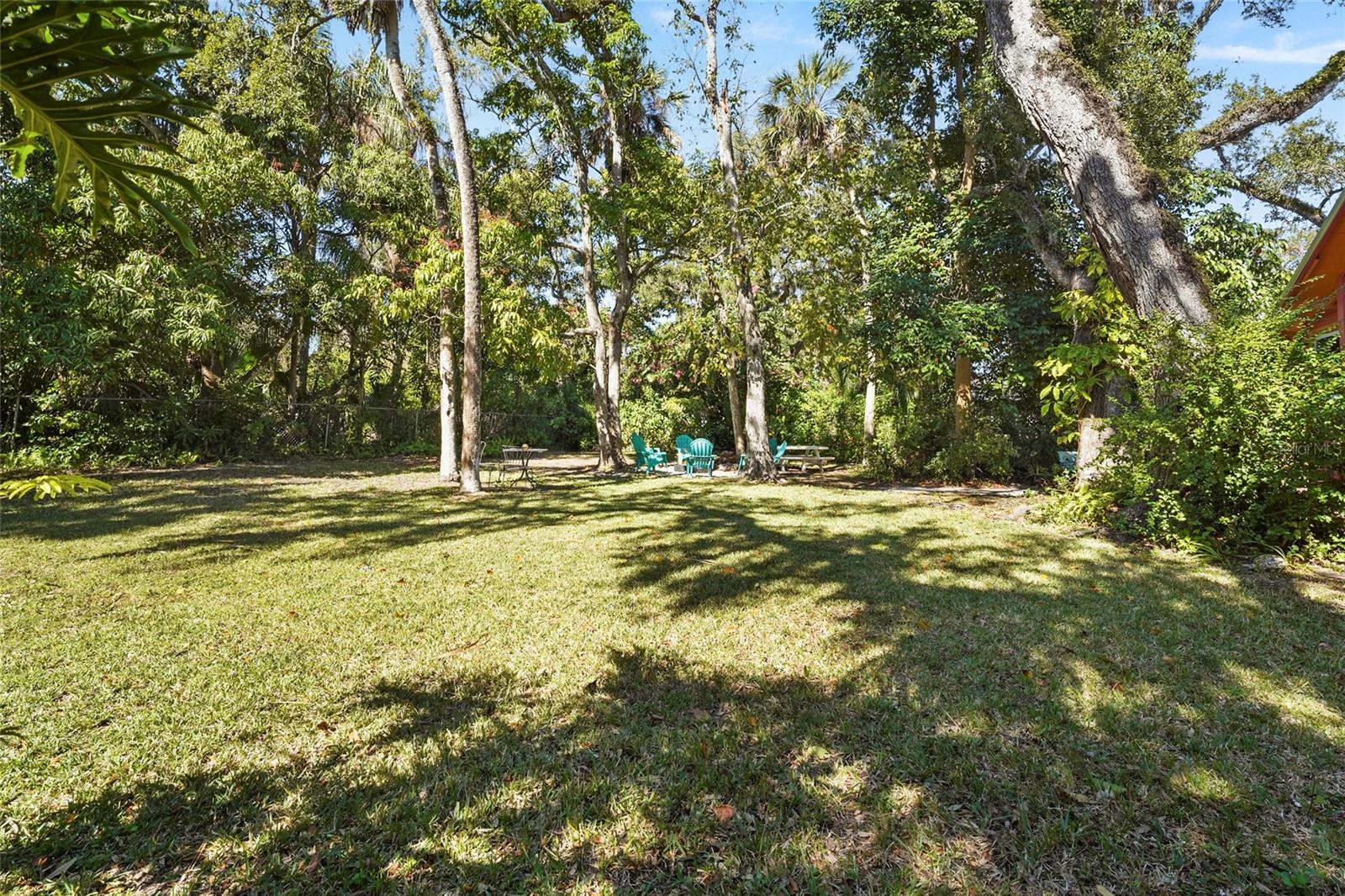 PALM GROVE - Residential