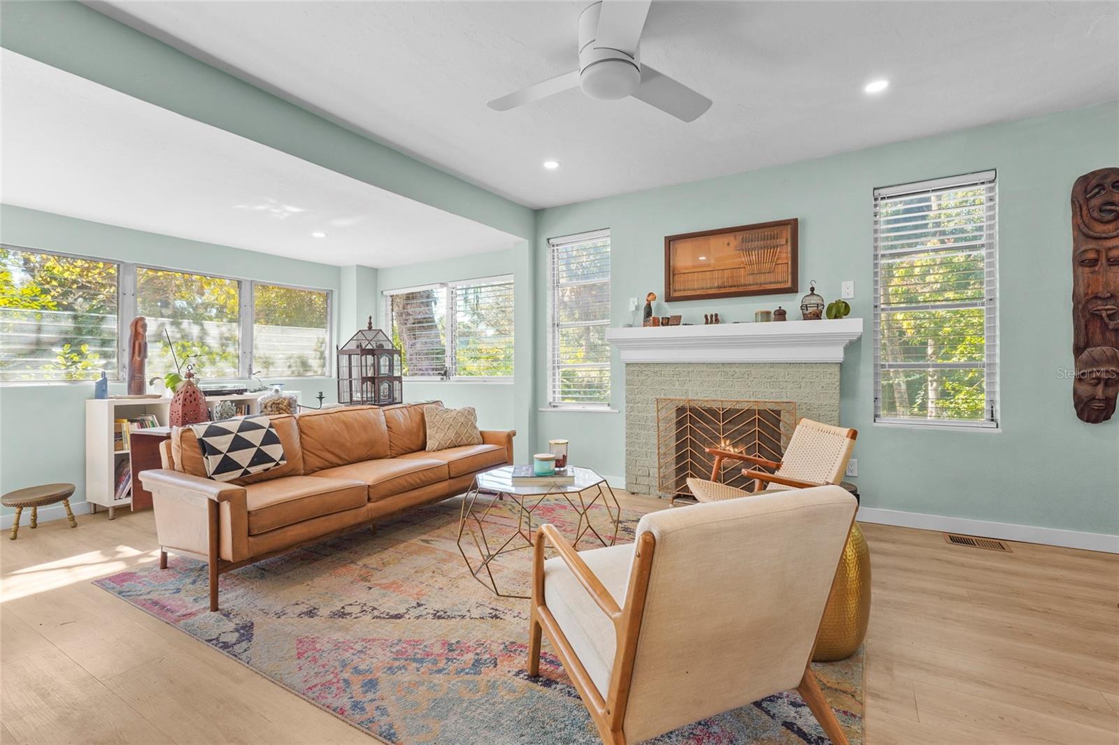 PALM GROVE - Residential