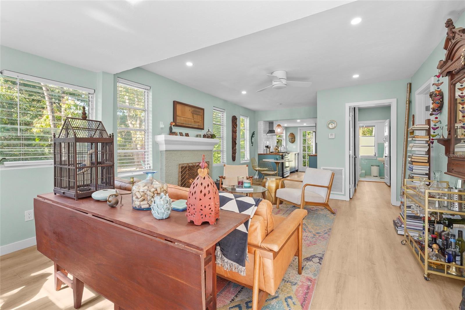 PALM GROVE - Residential