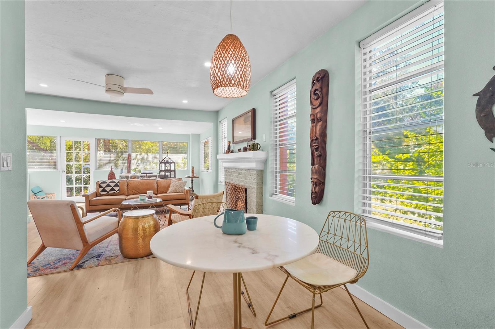 PALM GROVE - Residential