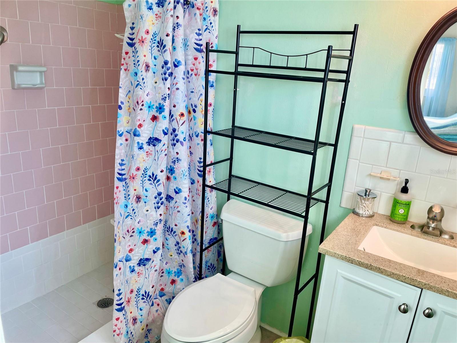 BAYSHORE GARDENS APTS 1 - Residential Lease