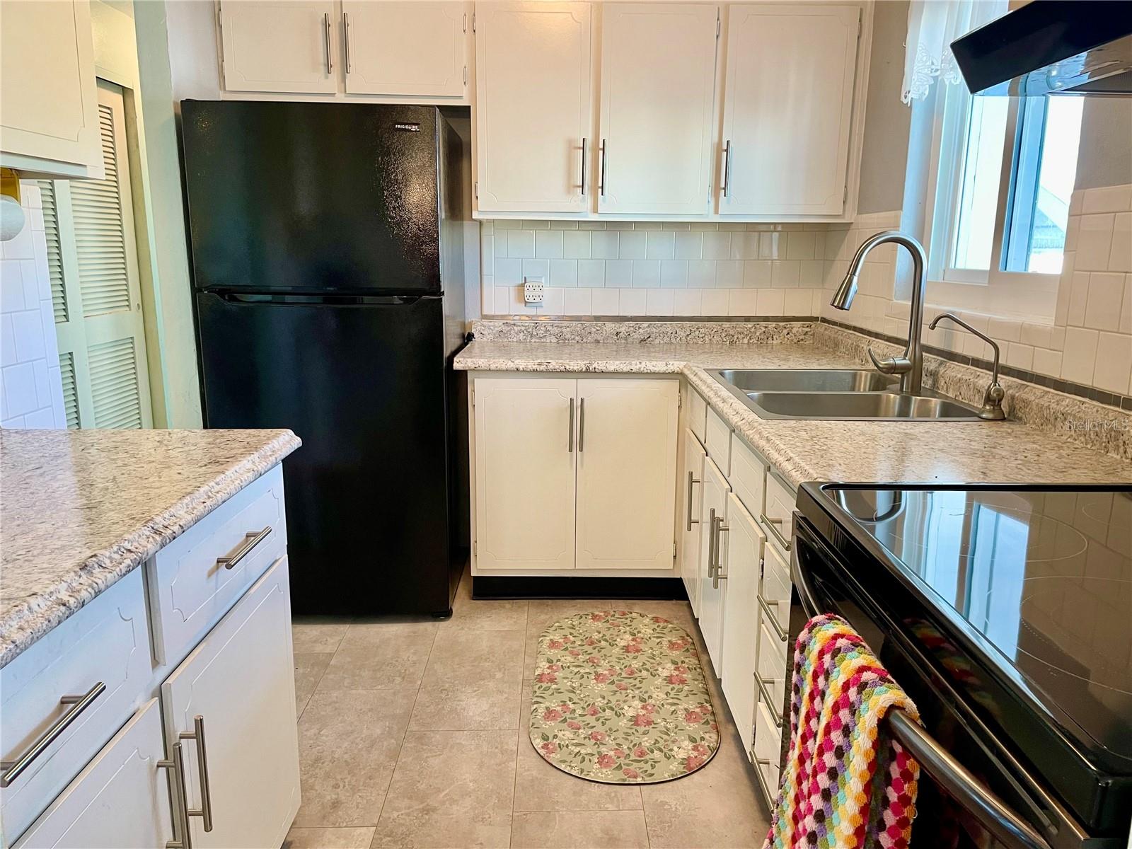 BAYSHORE GARDENS APTS 1 - Residential Lease