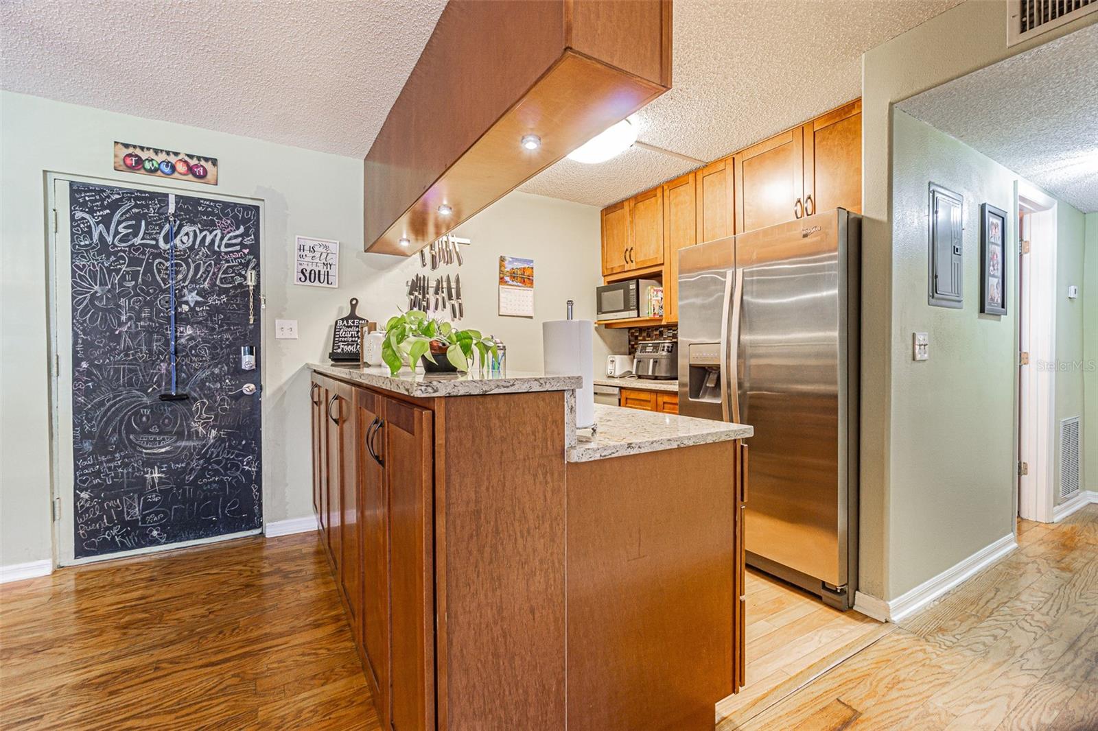 THE CONDOMIN F SUNSET PARK - Residential