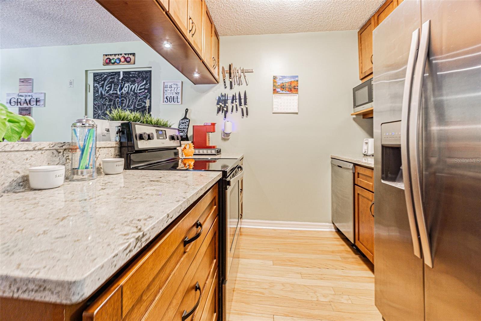 THE CONDOMIN F SUNSET PARK - Residential