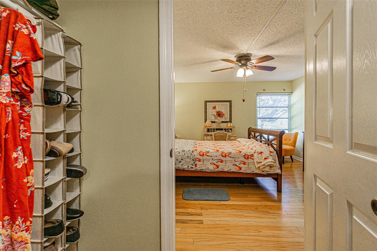 THE CONDOMIN F SUNSET PARK - Residential