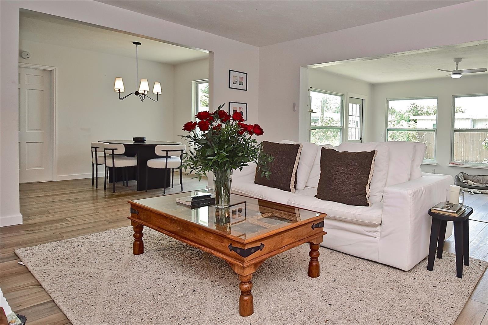 SOUTH GATE MANOR - Residential