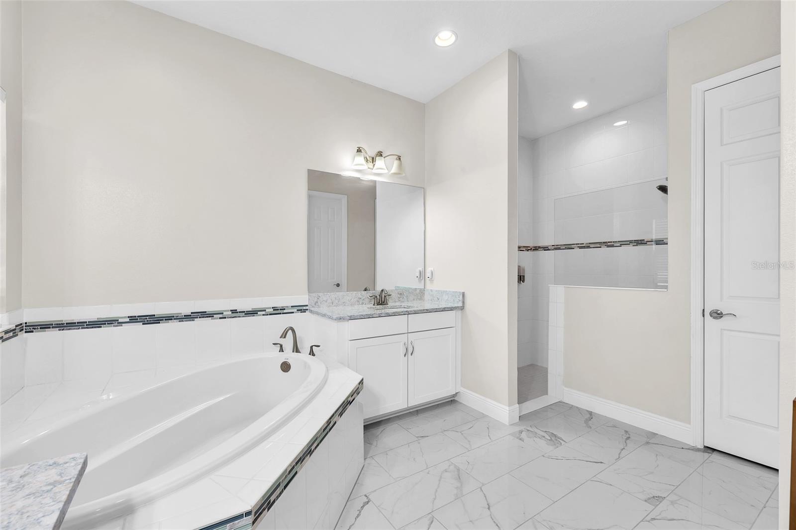 HAWKS FERN - Residential Lease