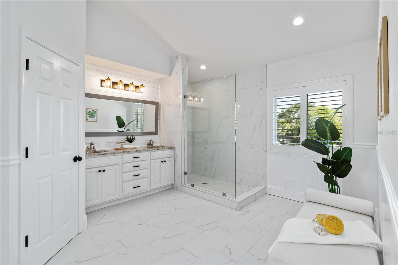 GULF & BAY ESTATES - Residential