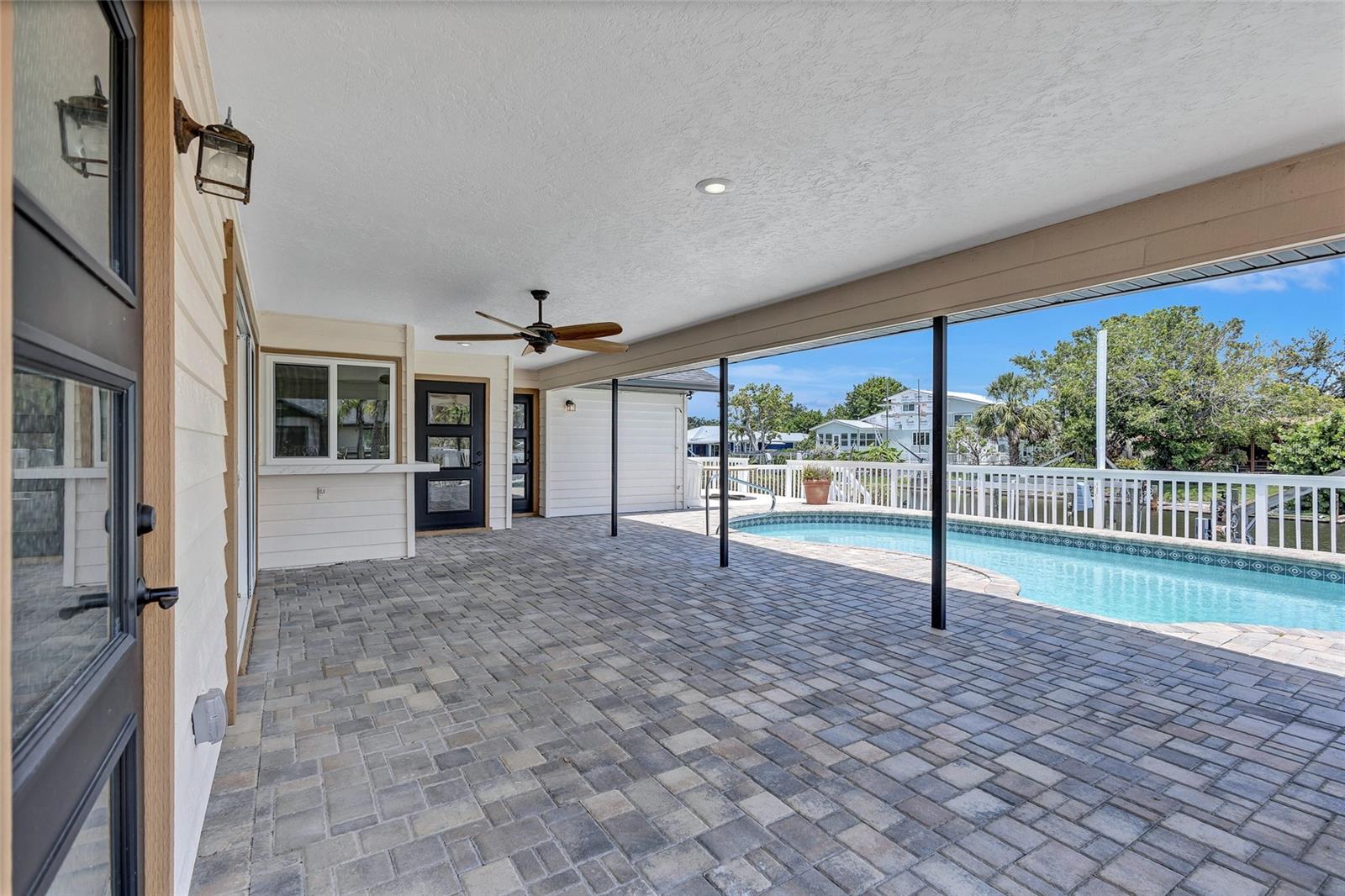 GULF & BAY ESTATES - Residential