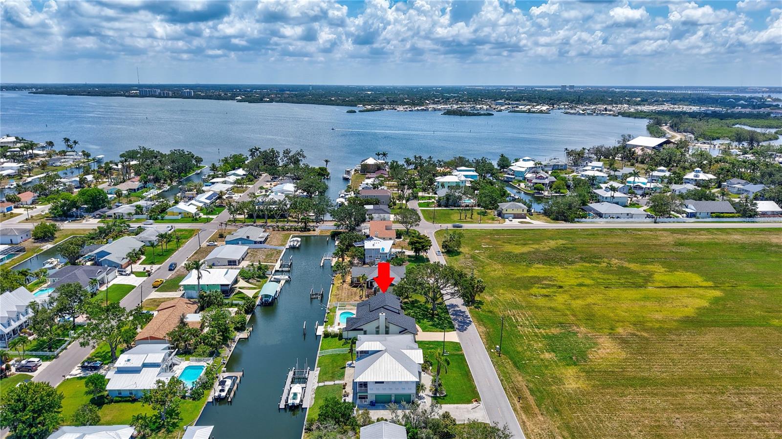 GULF & BAY ESTATES - Residential