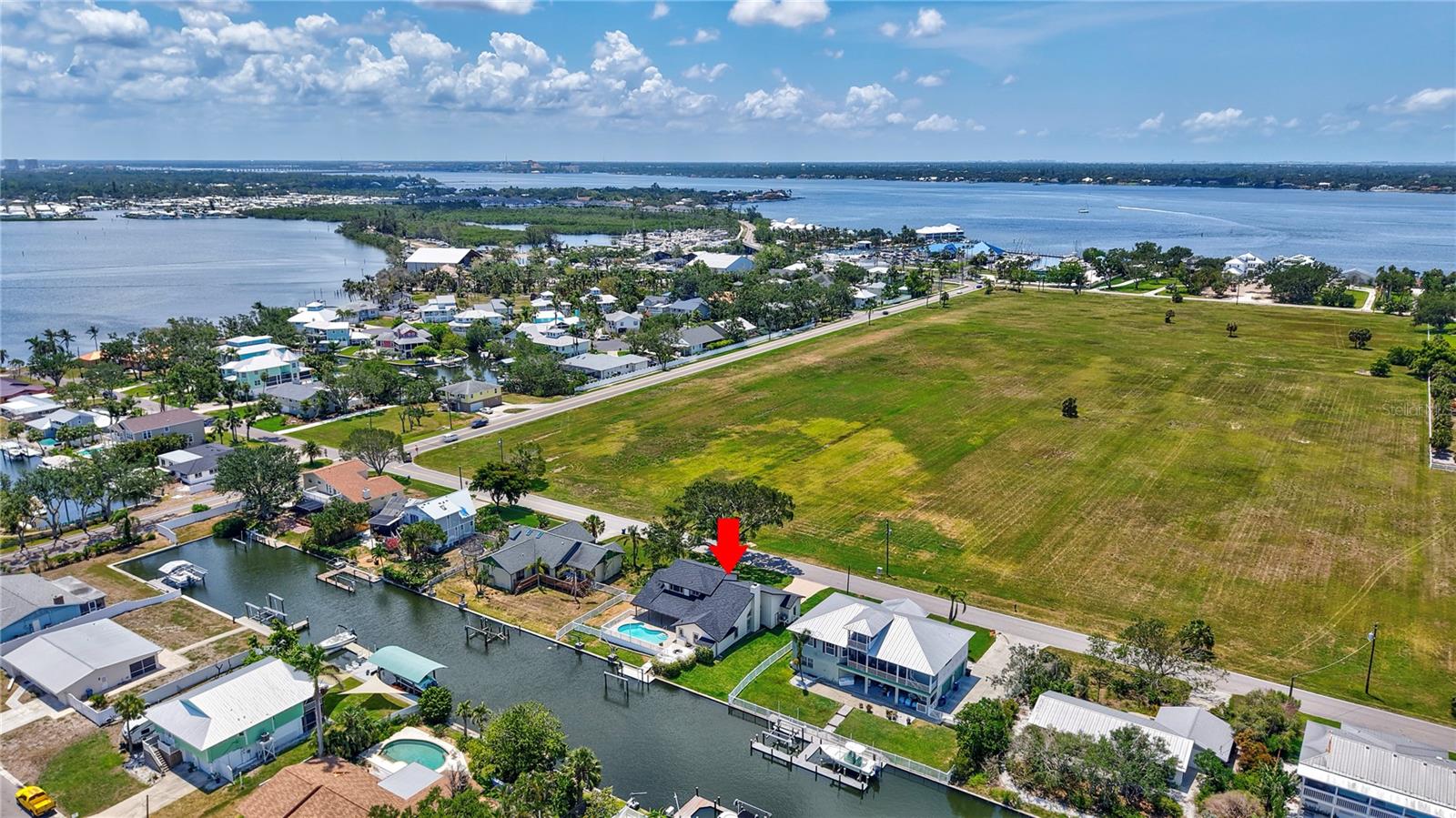 GULF & BAY ESTATES - Residential