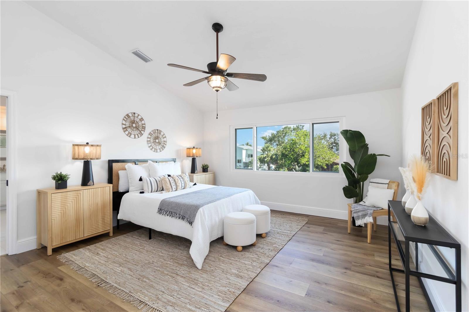 GULF & BAY ESTATES - Residential