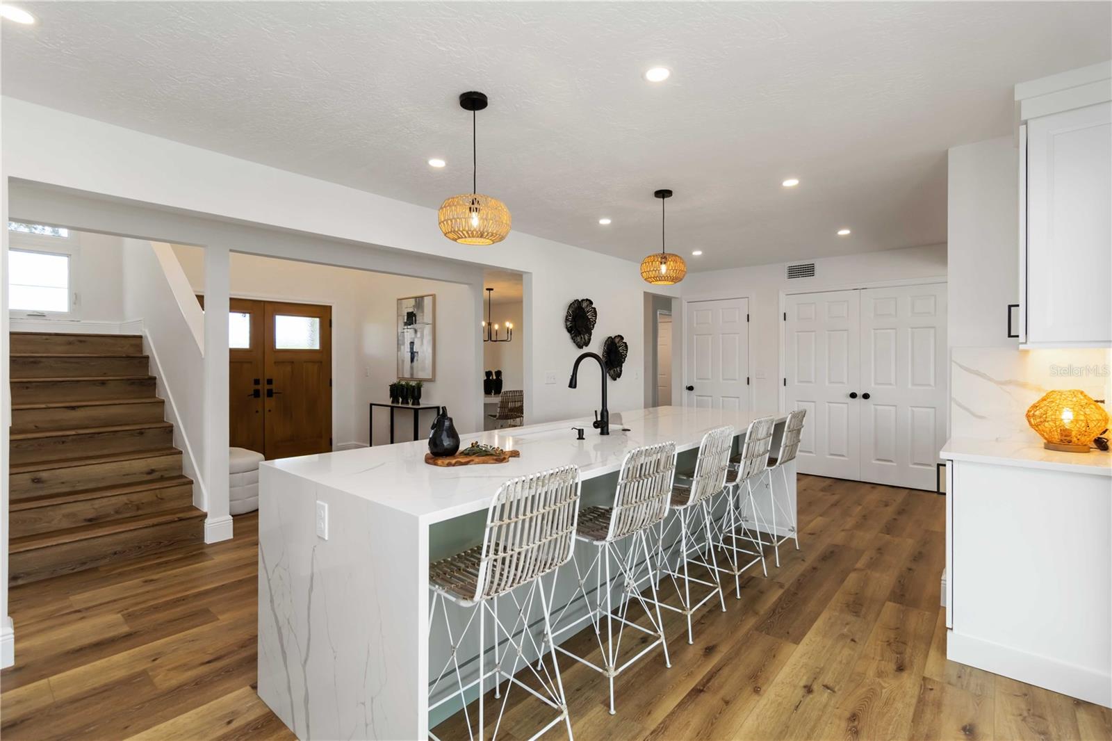 GULF & BAY ESTATES - Residential