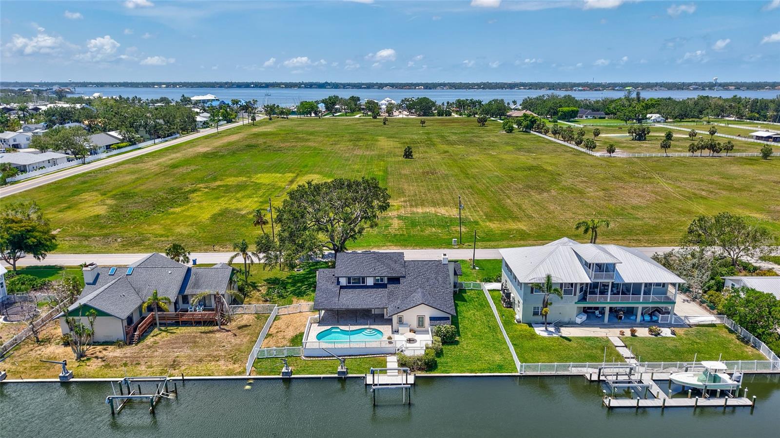 GULF & BAY ESTATES - Residential
