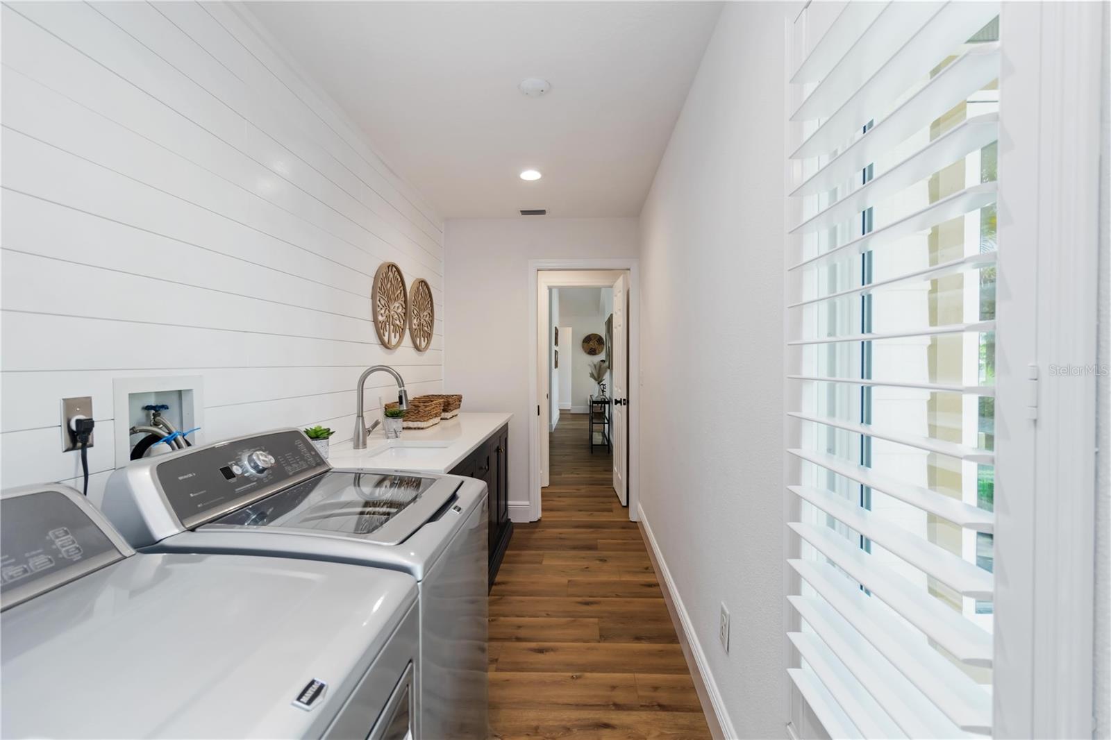 GULF & BAY ESTATES - Residential